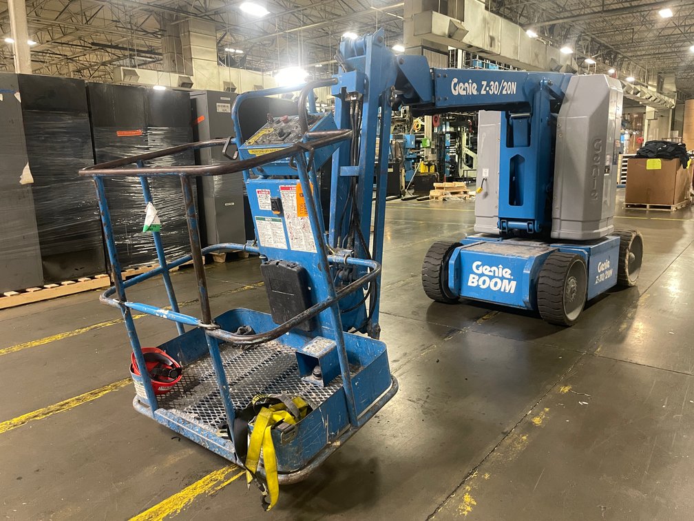 2000 Genie Z-30/20N