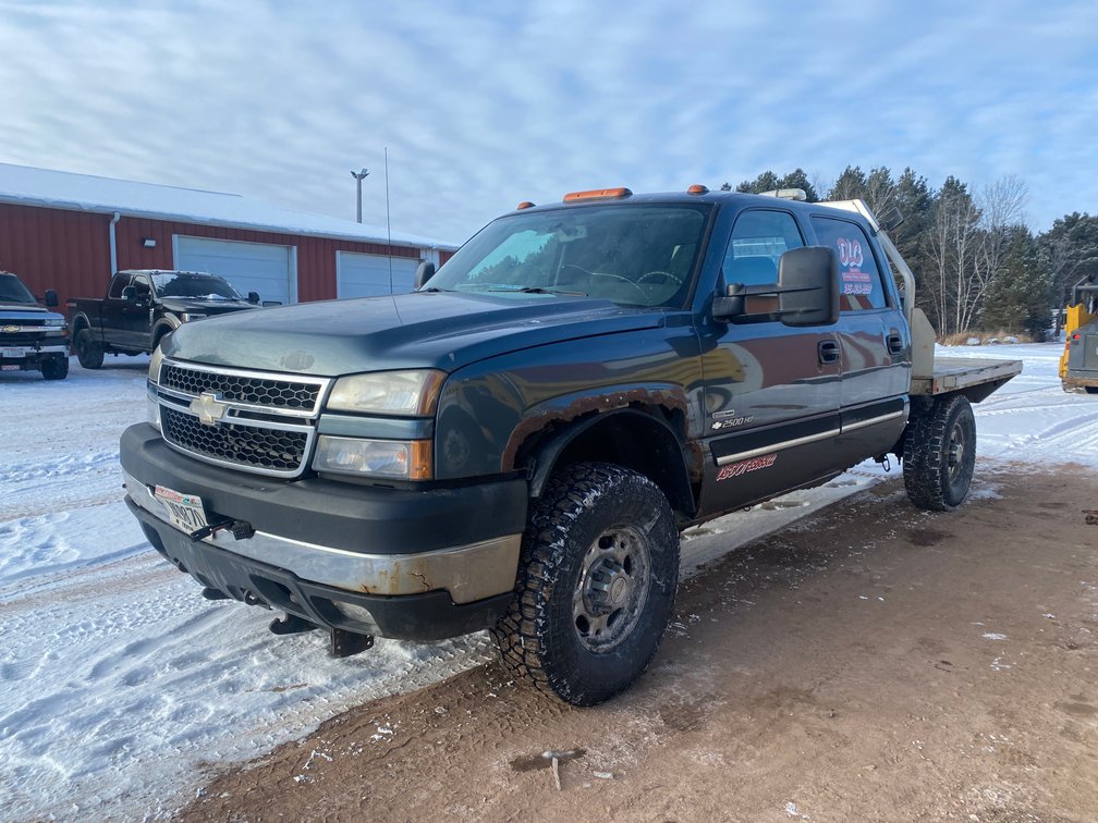 2006 Chevy 2500HD Duramax Flatbed Pickup (Has WI Title) (Merrill, WI)