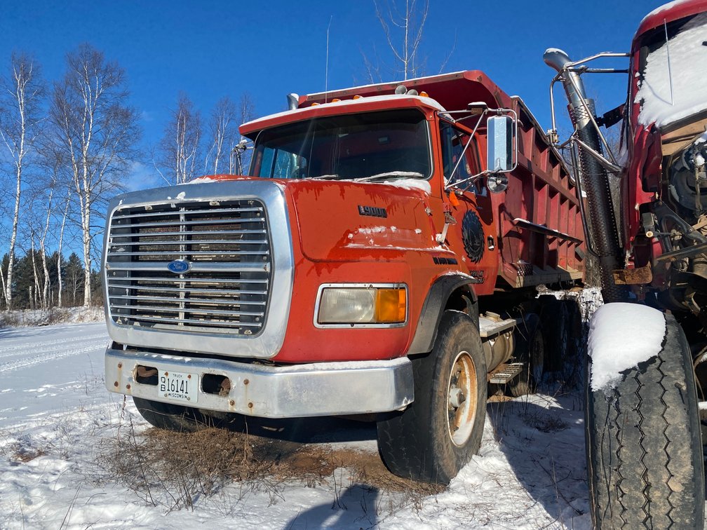 1991 Ford L9000 Dump Truck (Merrill, WI) (Has WI Title)