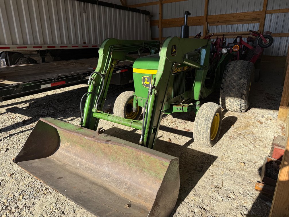John Deere 2040 Diesel Tractor (Johnson Creek, WI)