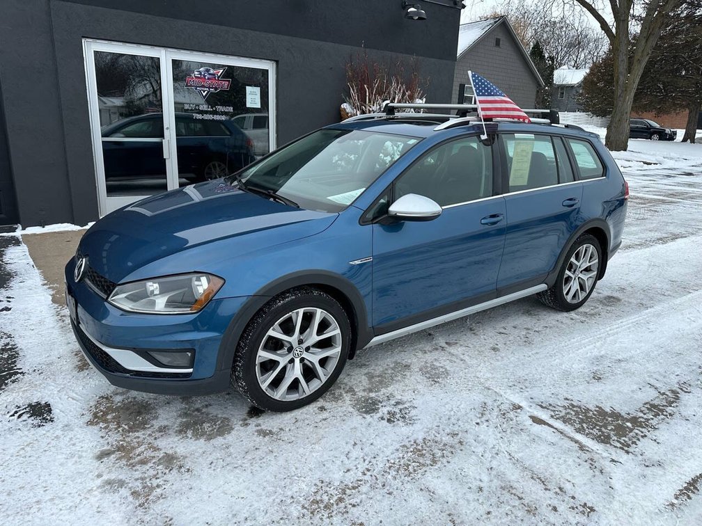 2017 Volkswagen Golf BX5EQ7 (Has MA Title) (Rockford, MN)