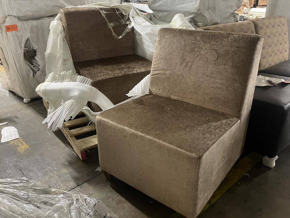 (2) Lounge Sofa
