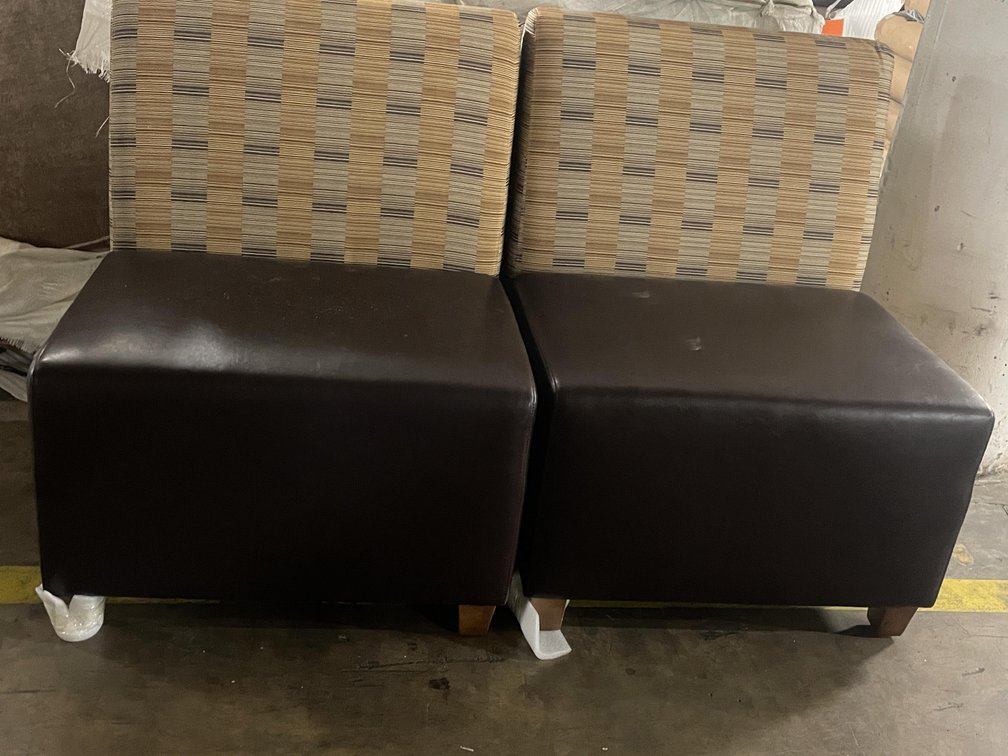 (2) Lounge Sofa