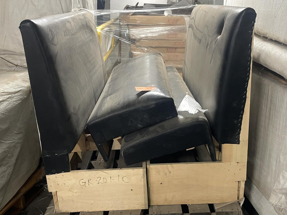 (2) Booth Sectional