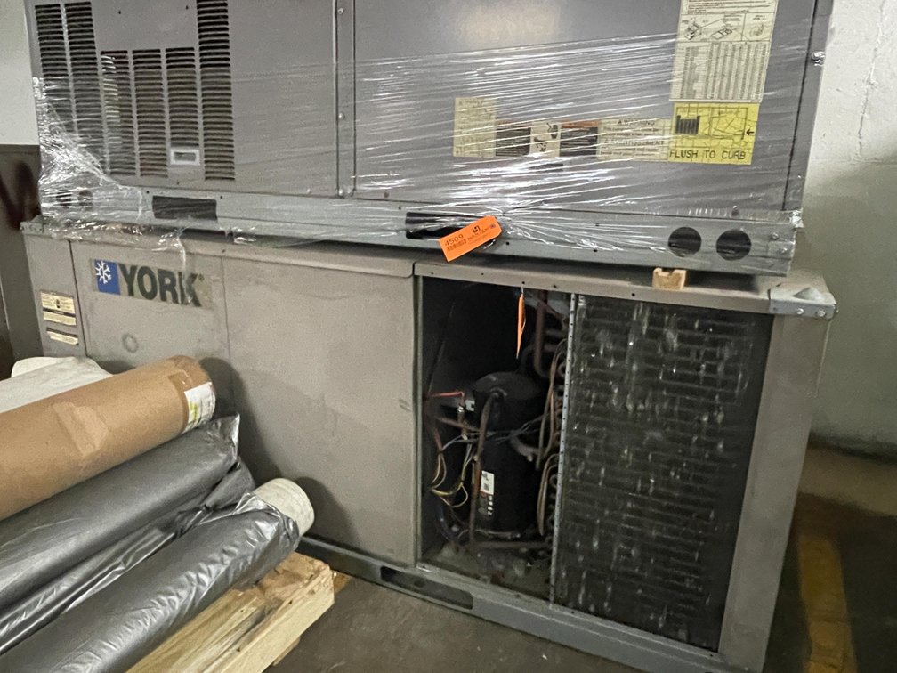 York Rooftop Air Condensing Unit