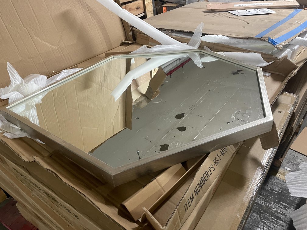 Shaped Mirror