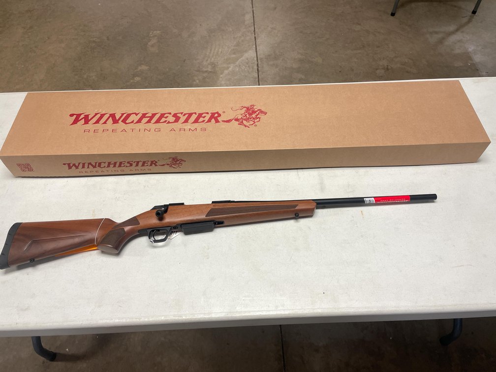 Winchester Sporter 243 WIN Bolt Action Rifle, SN: PT20338YW357