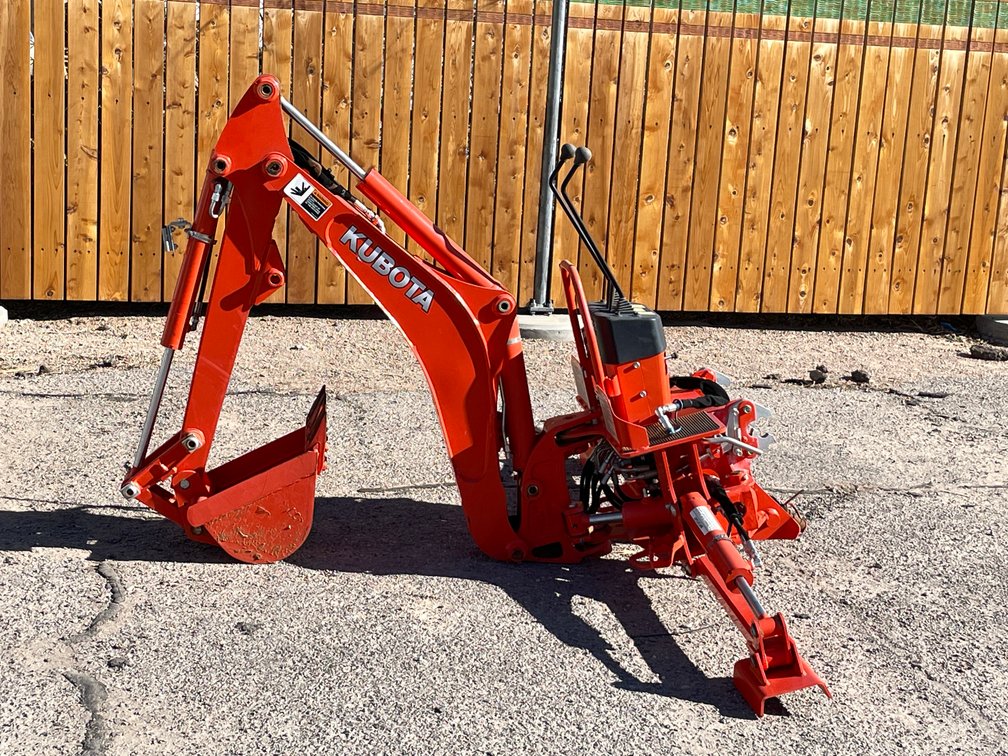 Kubota Backhoe Attachment (O)