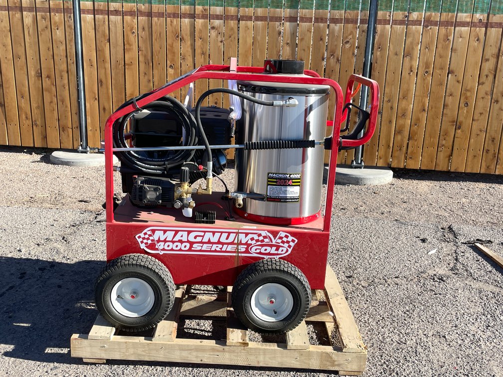 Easy Kleen Magnum 4000 Hot Pressure Washer (O)