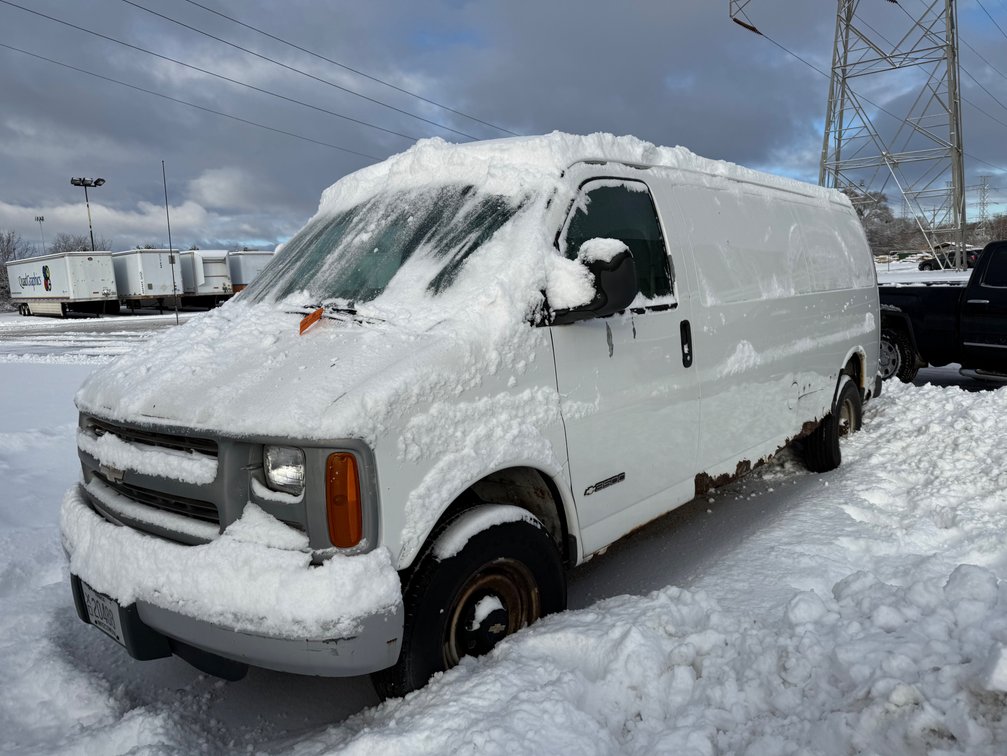 1997 Chevrolet 3500 Express Van (Has WI Title)  (Located in West Allis, WI)