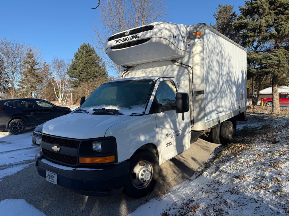 2014 Chevy 4500 Reefer Box Truck (Has WI Title) (Located in Sussex, WI)