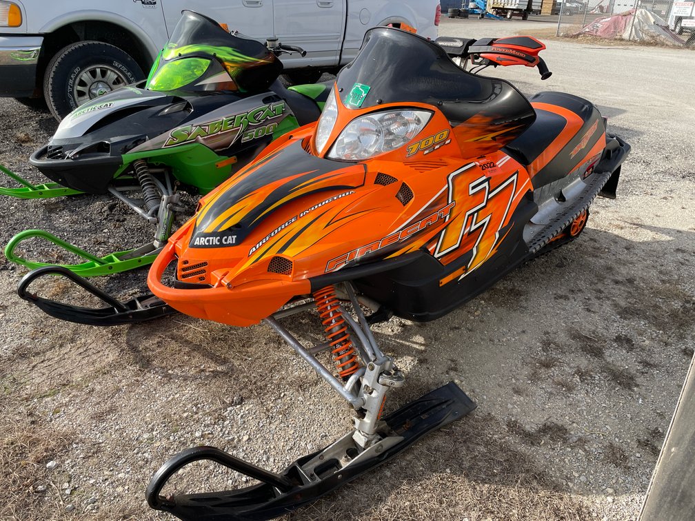 2006 Arctic Cat Firecat 700 Snowmobile (Has Registration Card)