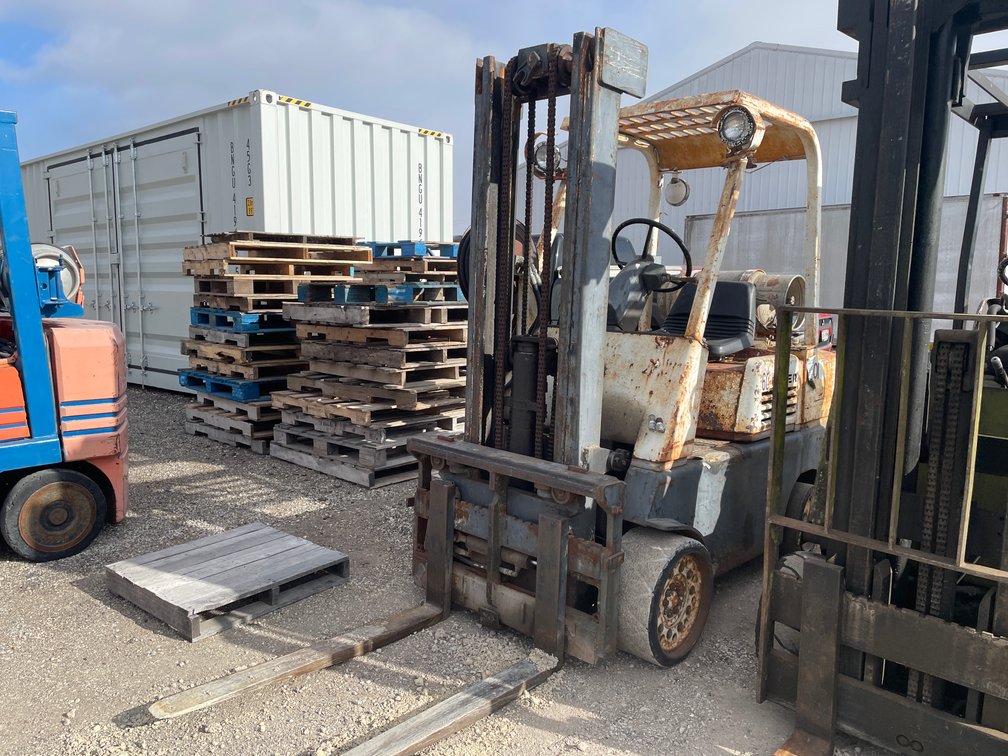 Hyster 6000 lb Forklift