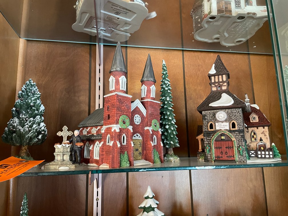 Department 56 Dickens' Village Series