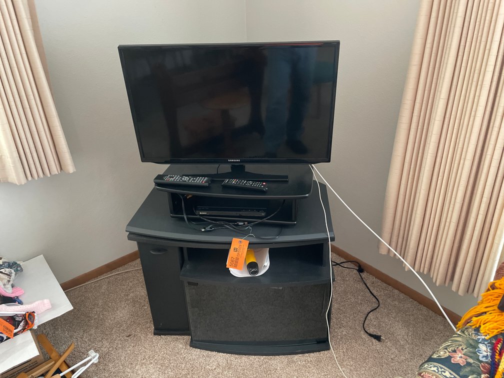 Samsung 32" TV, Sony DVD Player, and TV Stand
