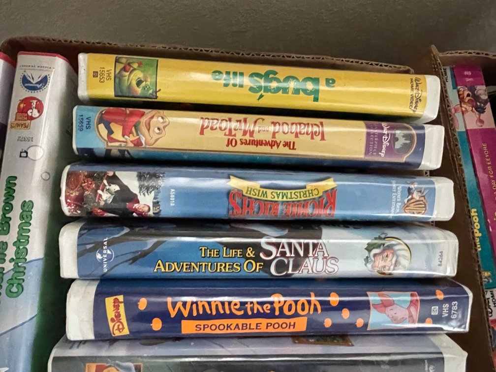 Large Lot of VHS Disney Movies