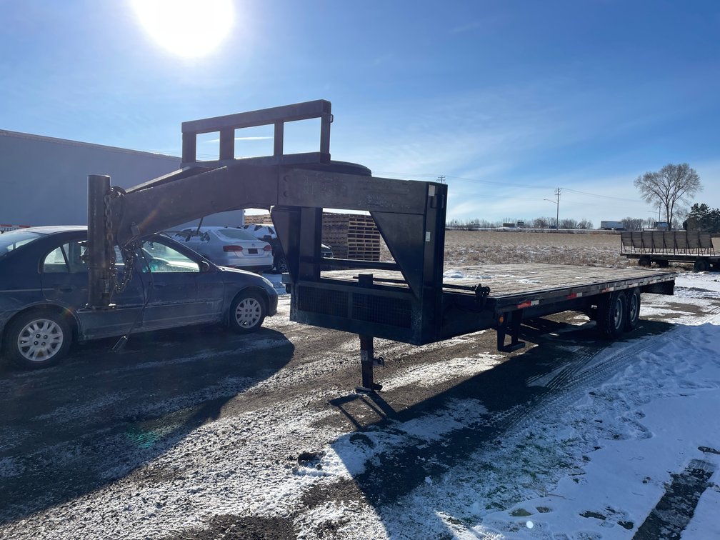 2003 Big Tex 24' Gooseneck Trailer (Has WI Title)