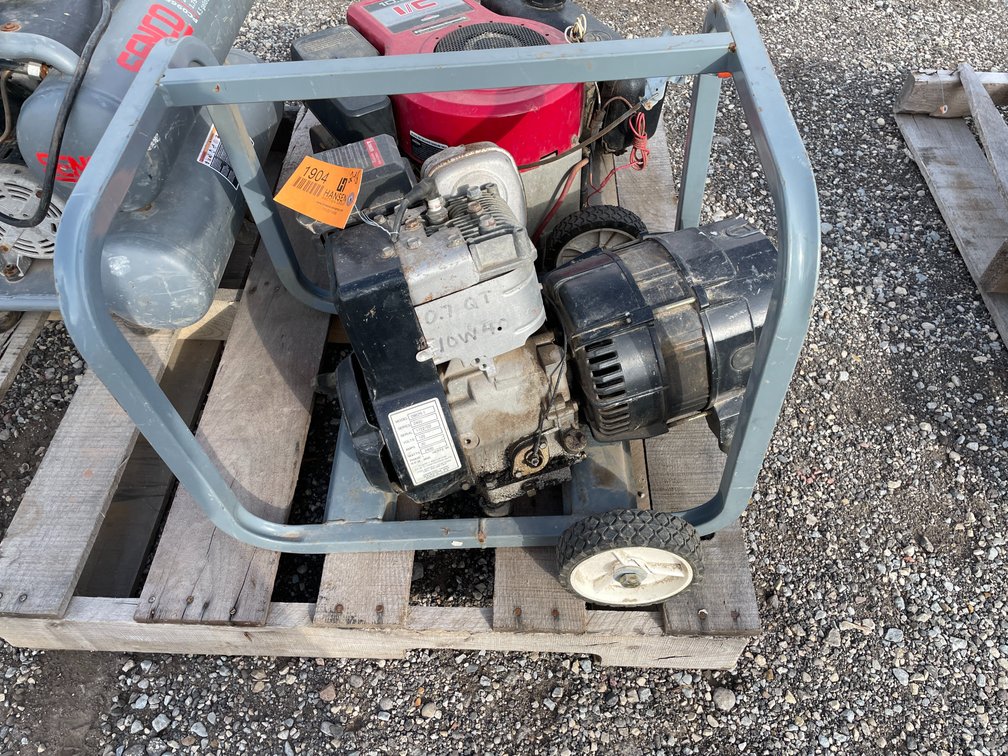 Briggs & Stratton Generator