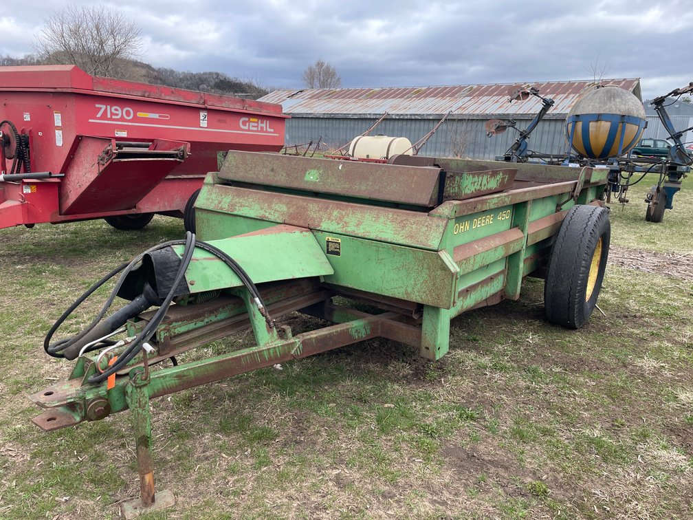 John Deere 450 Manure Spreader