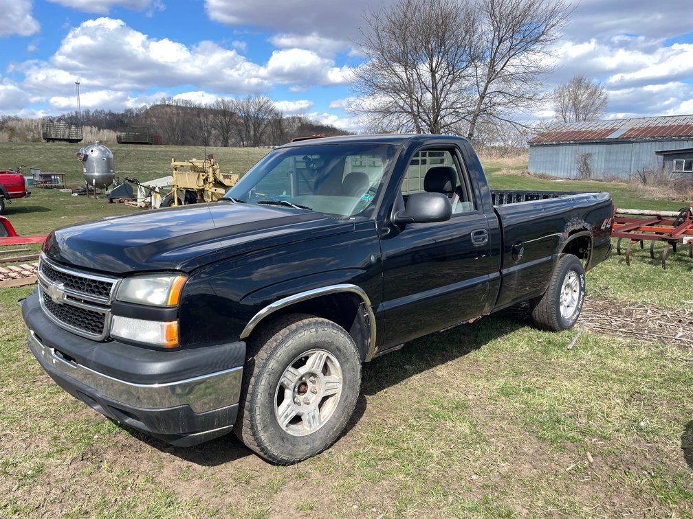 2006 Chevy 1500 (WI Title in Delay)