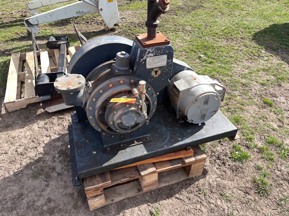 Duo Seal Vacuum Pump