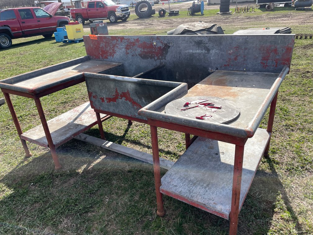 Metal Wash Sink