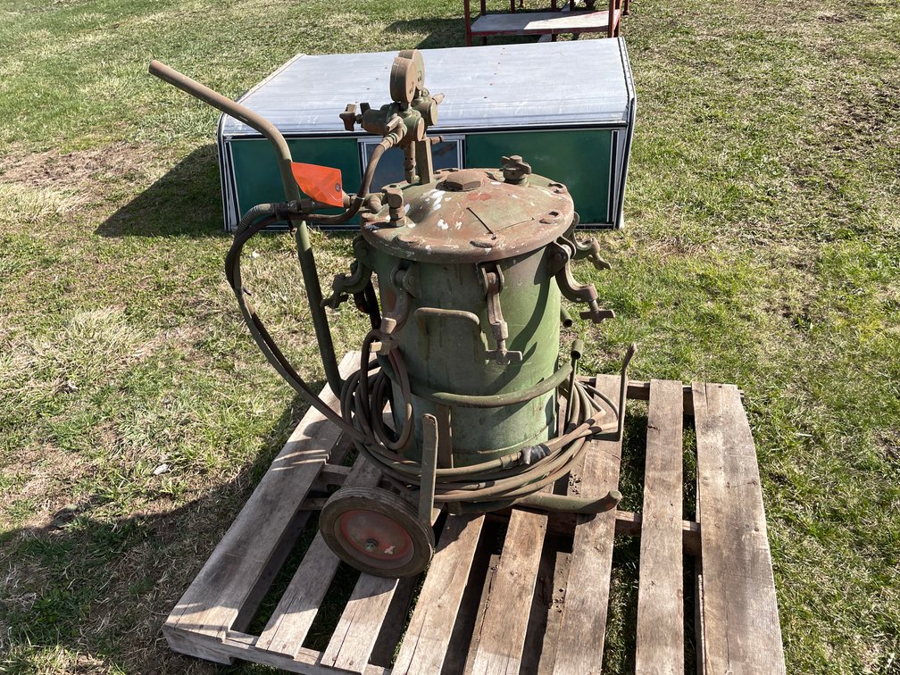 Binks Paint Sprayer