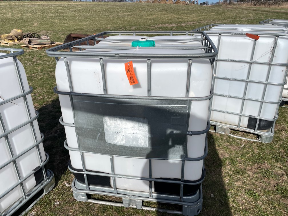 Plastic Liquid Storage Bin