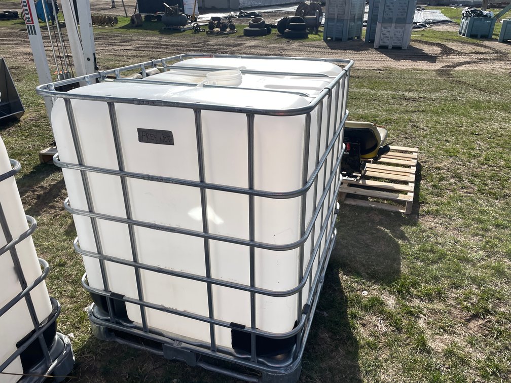 Plastic Liquid Storage Bin