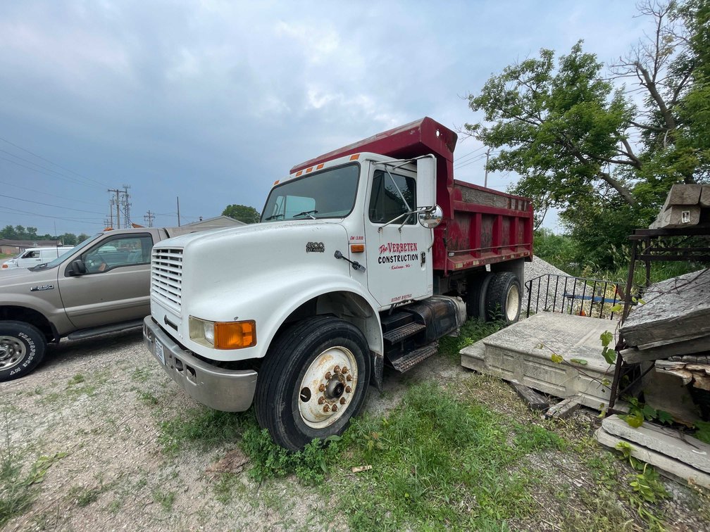1994 International Model 4900 DT466E Dump Truck (Has WI Title)