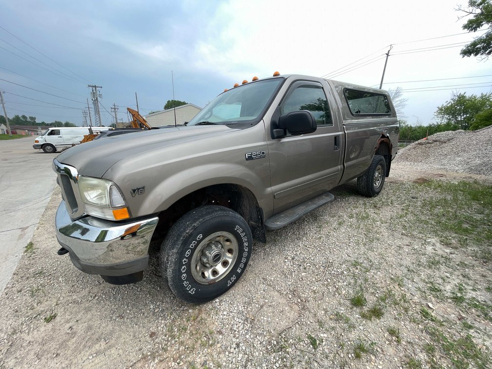2002 Ford F250 Super Duty Truck (Has WI Title)