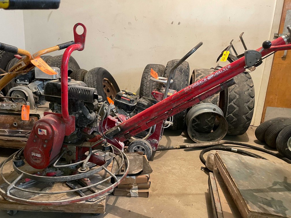 Razorback Walker Power Trowel