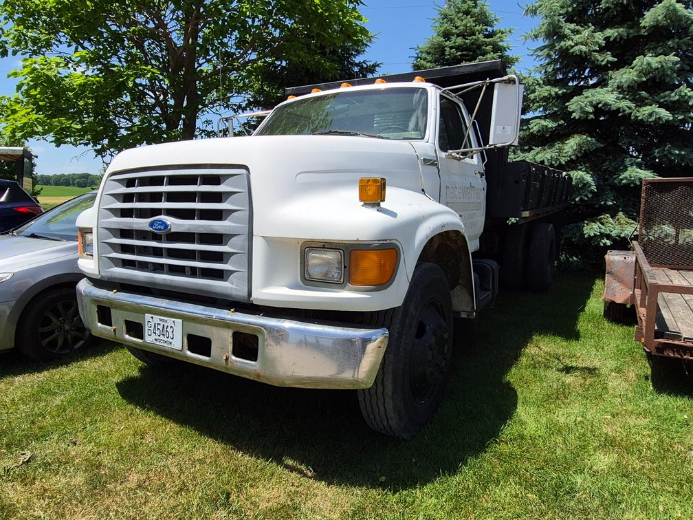 1995 F700 Truck