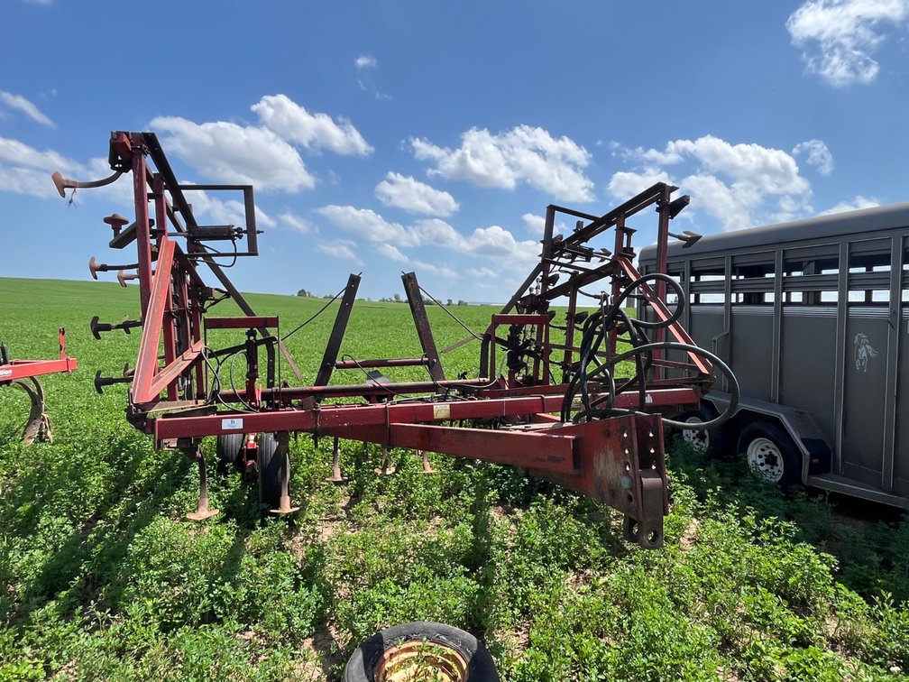 International Cultivator