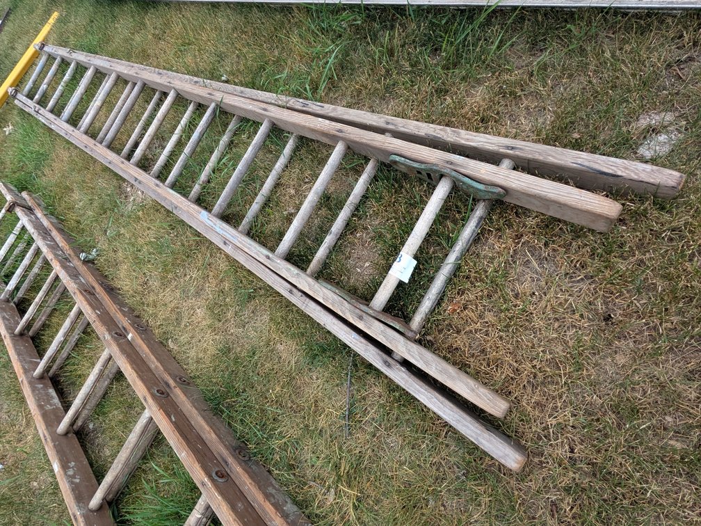Wooden Extension Ladder