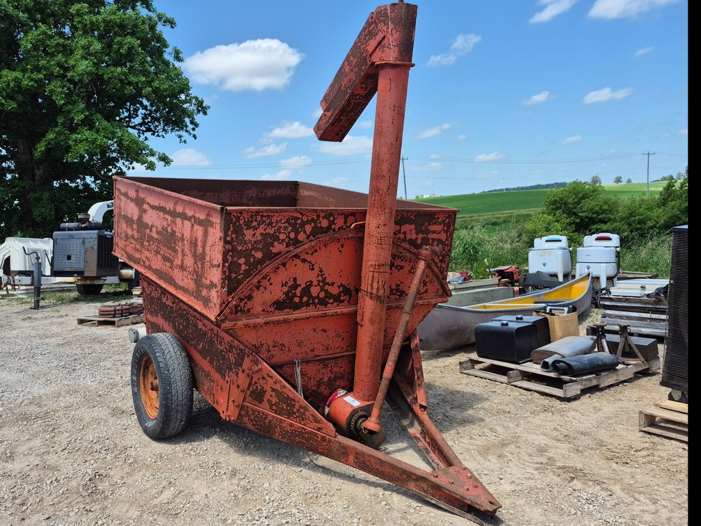 Case Grain Cart