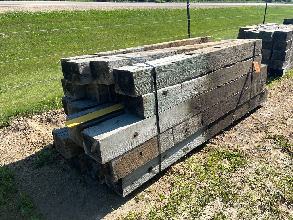 Bundle Used Guard Rail Post