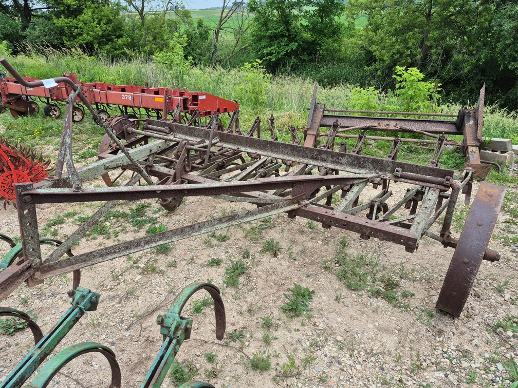 Antique Digger