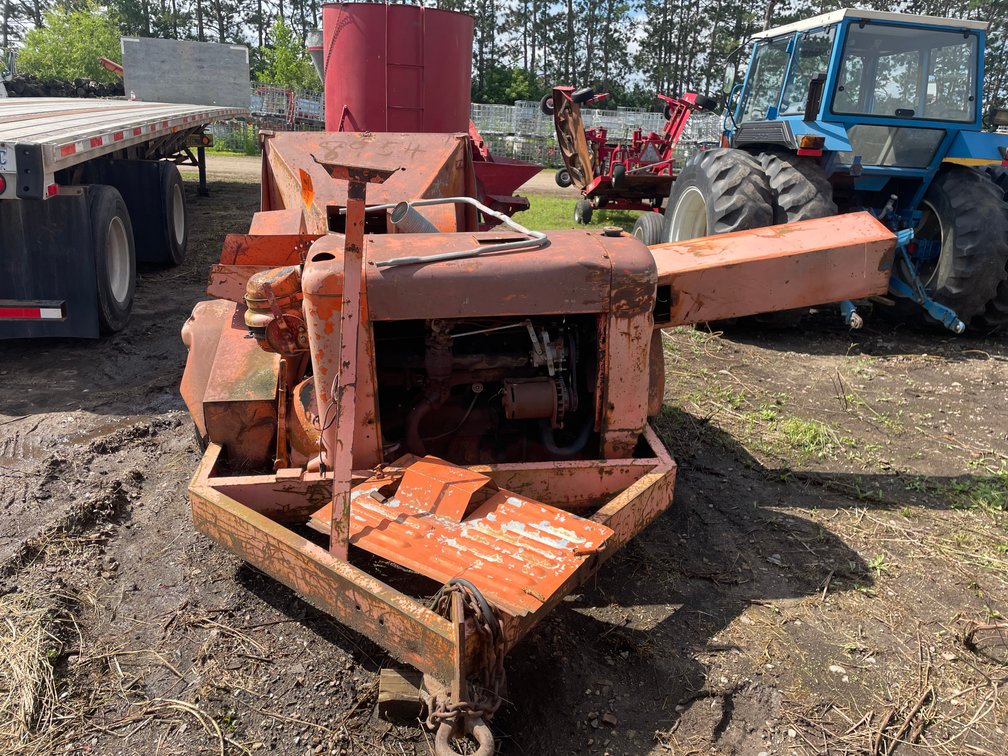 Wood Chipper (Ham Lake, MN)