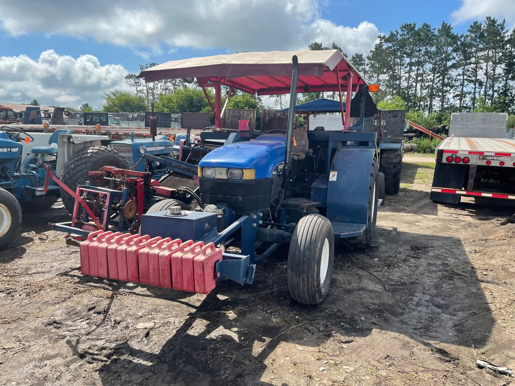 New Holland/Brouwer 1555 Sod Harvester (Ham Lake, MN)