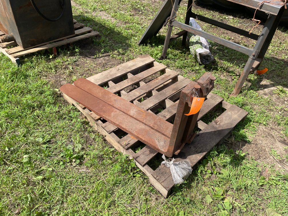 Set of Forks (Ham Lake, MN)