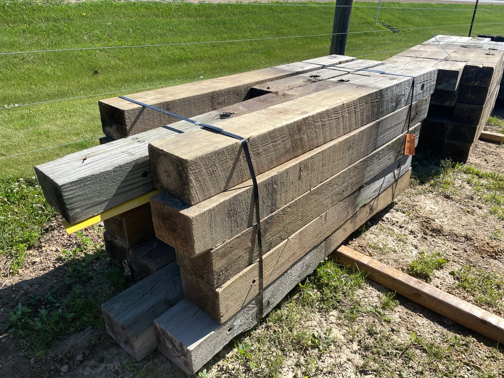 Bundle Used Guard Rail Post