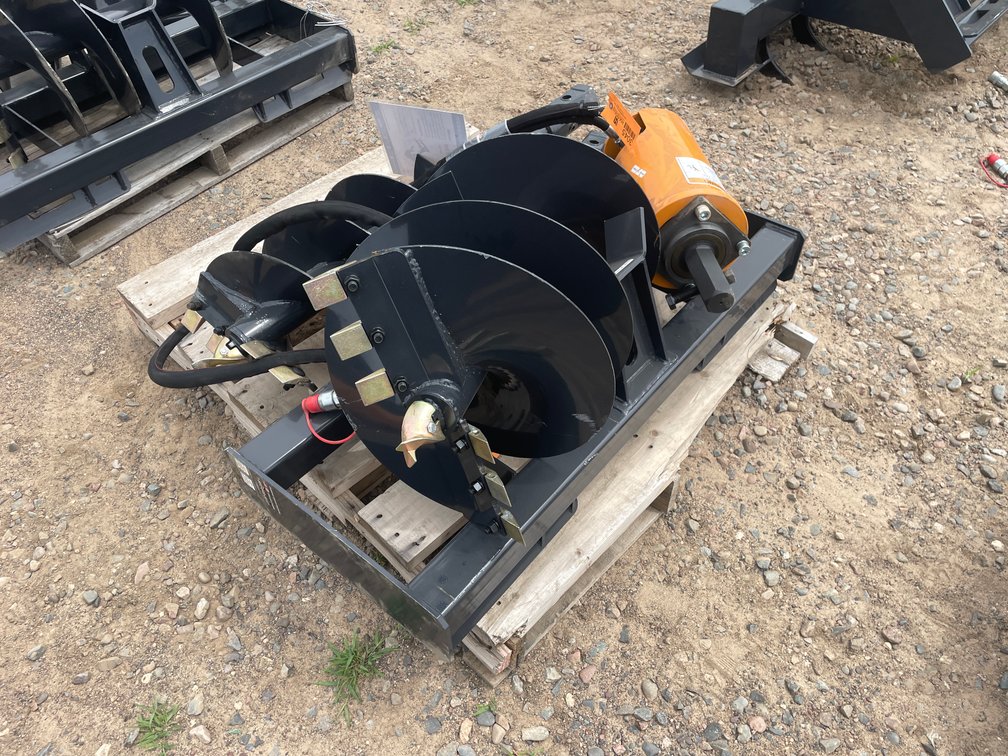 Unused 2025 Wolverine Skid Steer Auger Drive and Bit Attachment