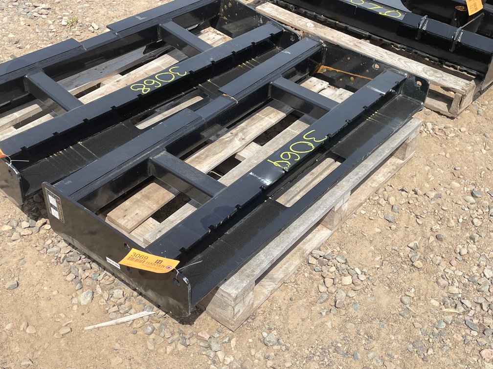 Unused 2025 Wolverine Pallet Fork Frame Attachment