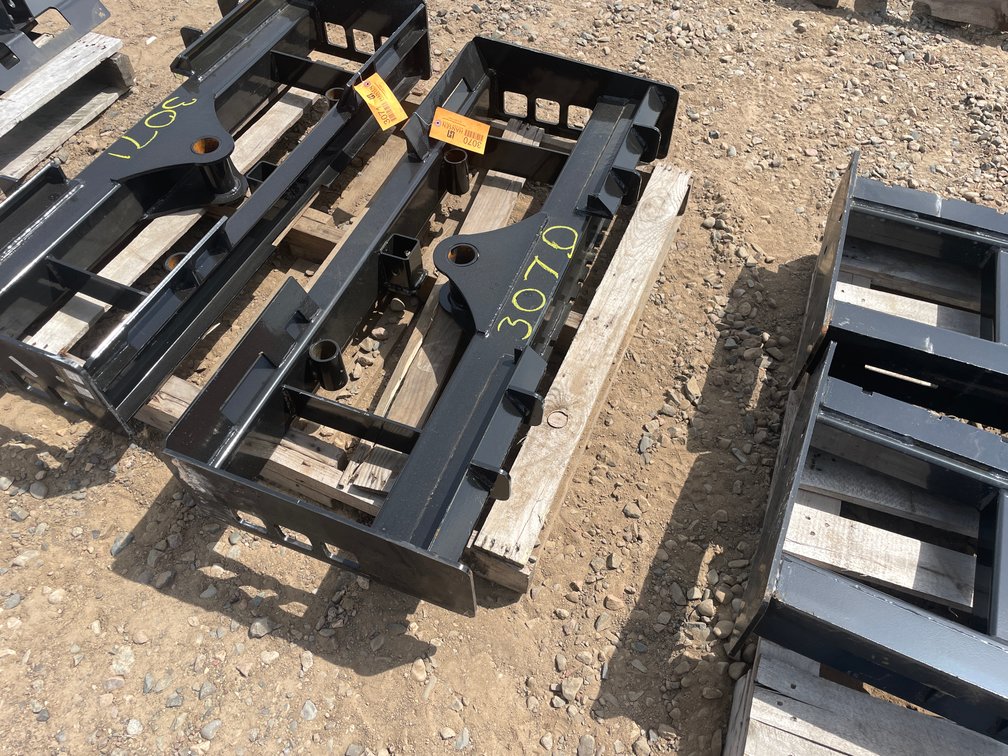 Unused 2025 Wolverine Pallet Fork Frame Attachment