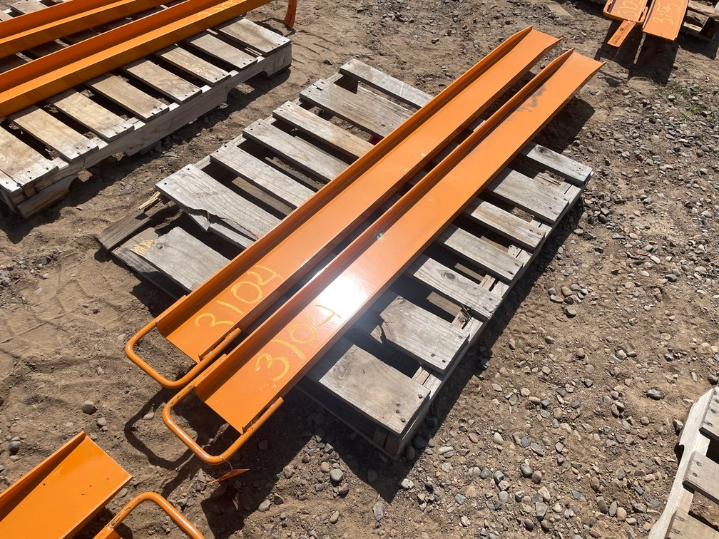 Unused 2025 Wolverine Skid Steer Pallet Fork Extensions