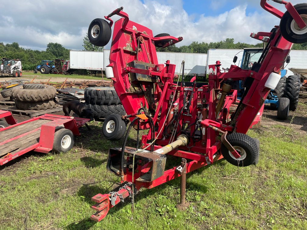 Progressive Batwing Mower (Ham Lake, MN)