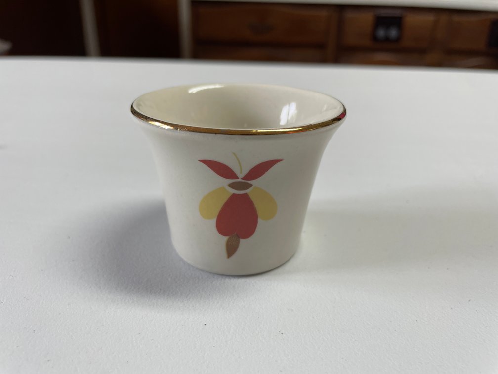 Hall Jewel Tea Autumn Leaf Oyster Cup