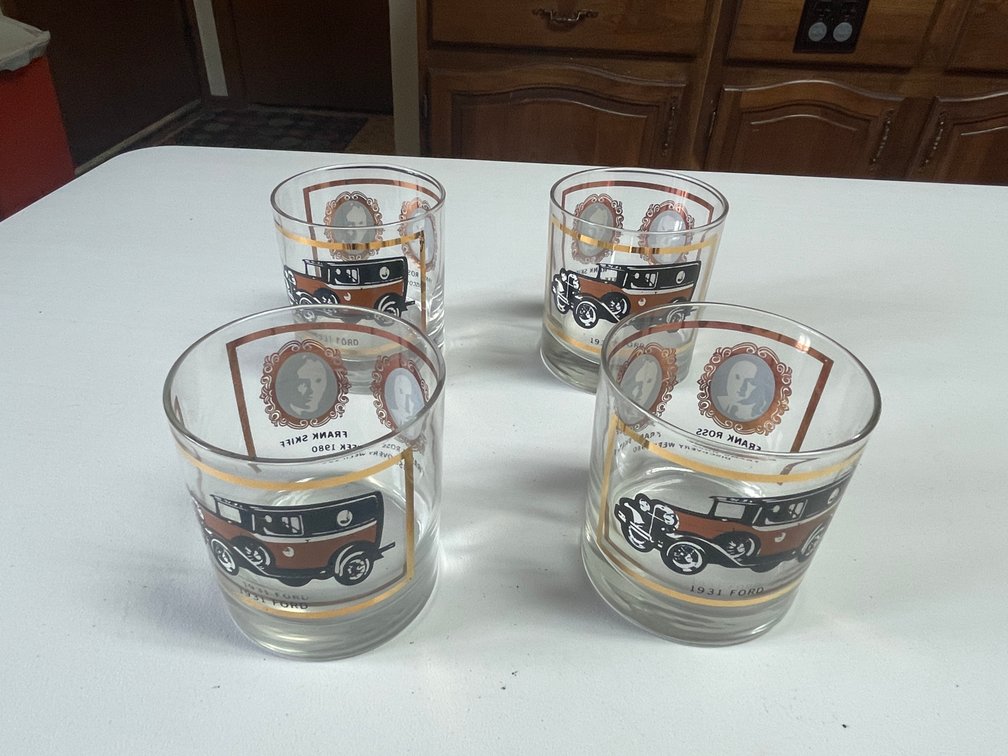 Set of (4) Jewel Tea Salesman Glasses