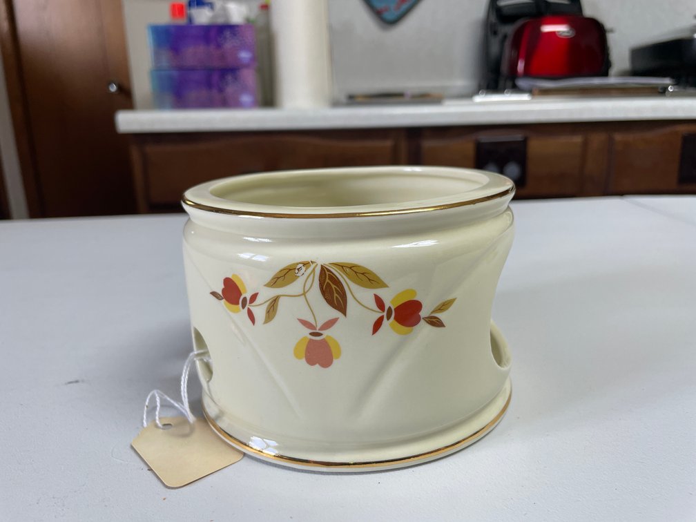 Hall Jewel Tea Autumn Leaf Round Warmer 